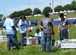 Club members prepare for flight in Virginia.